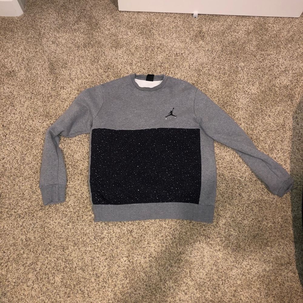 Jordan pull over sweater